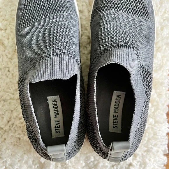 STEVE MADDEN Gray Beale Slip On Sneakers - Picture 6 of 8